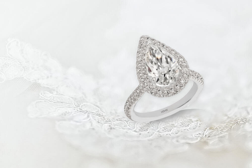 Dijamantski verenički prsten 